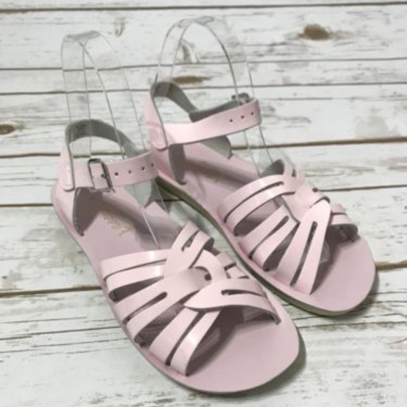 sun san strappy sandals